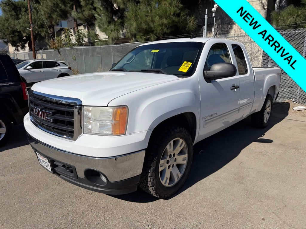 Summit White 2008 GMC Sierra 1500 Pickup Truck Four-Wheel Drive 4-Speed Automatic Overdrive