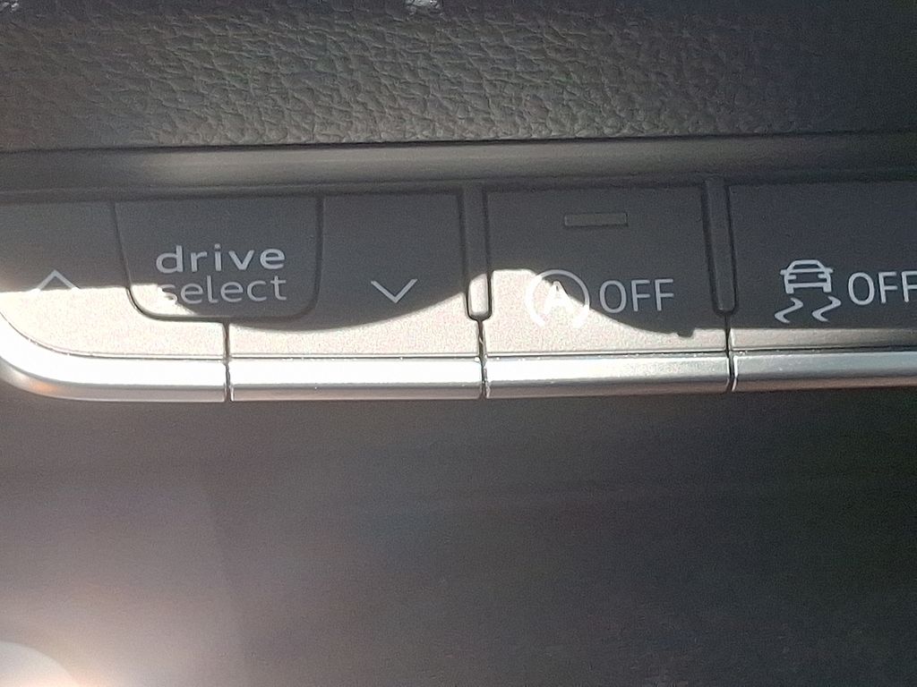 2023 Audi Q5 e Premium 24