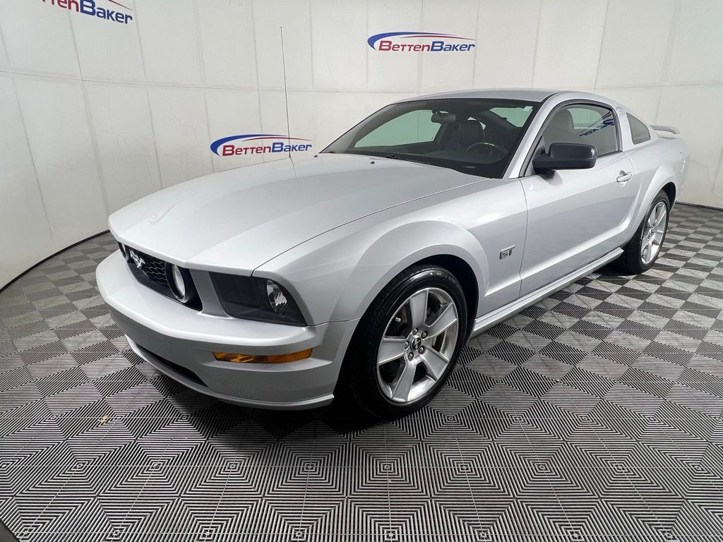 2006 Ford Mustang  7