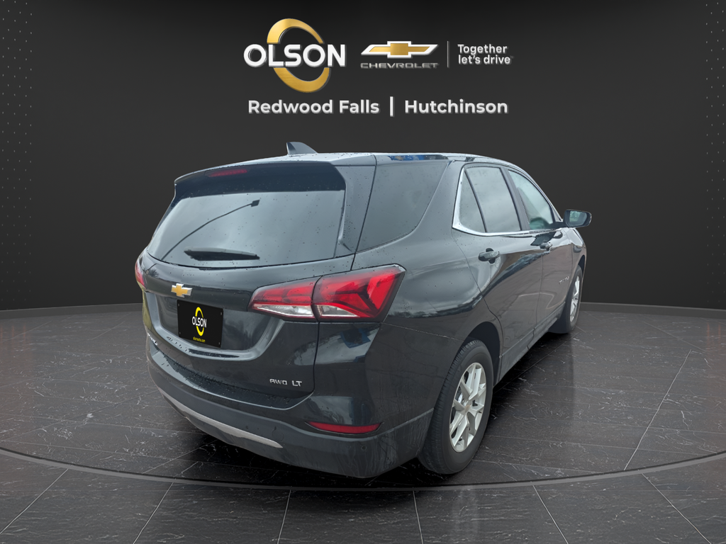 View vehicle photo 5