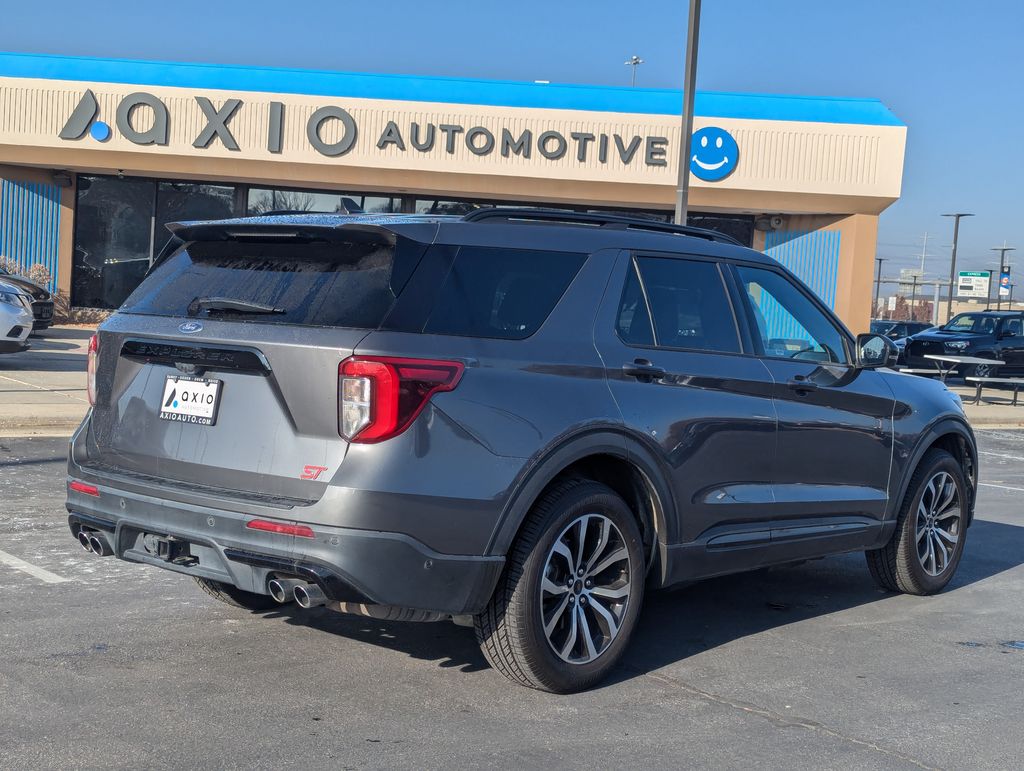 2021 Ford Explorer ST 5