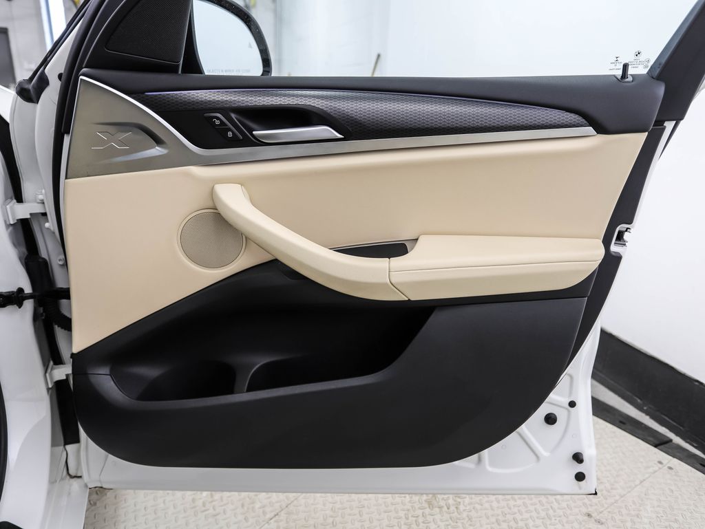 Thumbnail: 2023 BMW X3 - 28