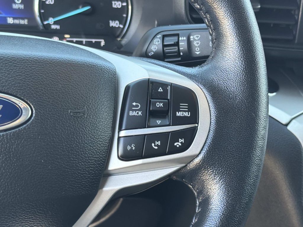 Used 2022 Ford Explorer XLT 4D Sport Utility