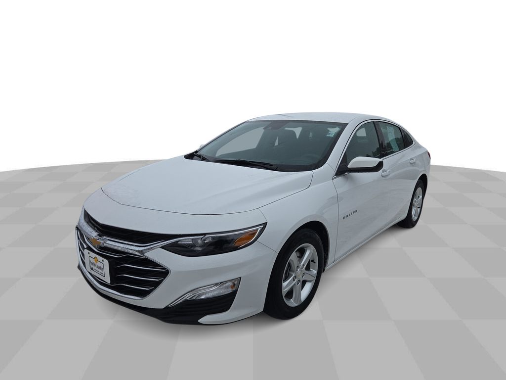 Summit White 2024 Chevrolet Malibu Sedan Front-Wheel Drive Continuously Variable Transmission