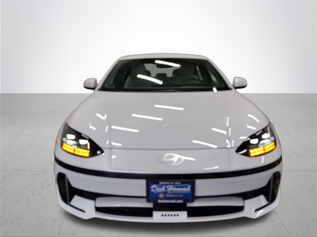2025 Hyundai IONIQ 6 SEL