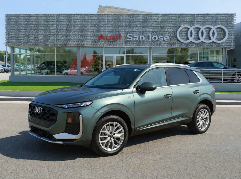 Thumbnail: 2026 Audi Q3 - 1