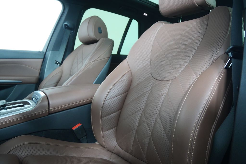 Thumbnail: 2024 BMW X5 - 10