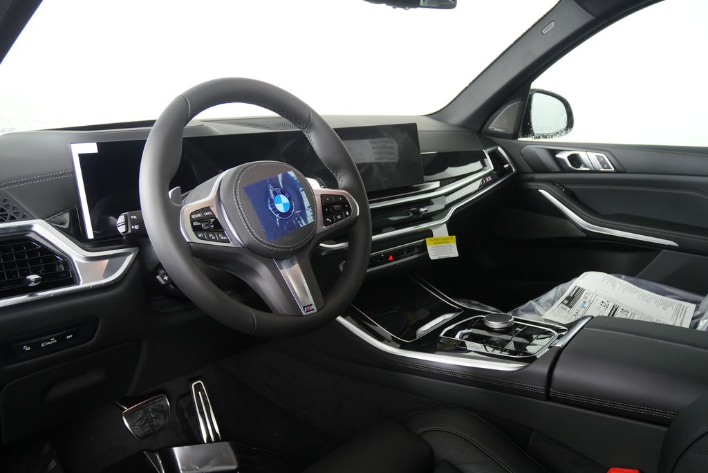 Thumbnail: 2026 BMW X5 - 13