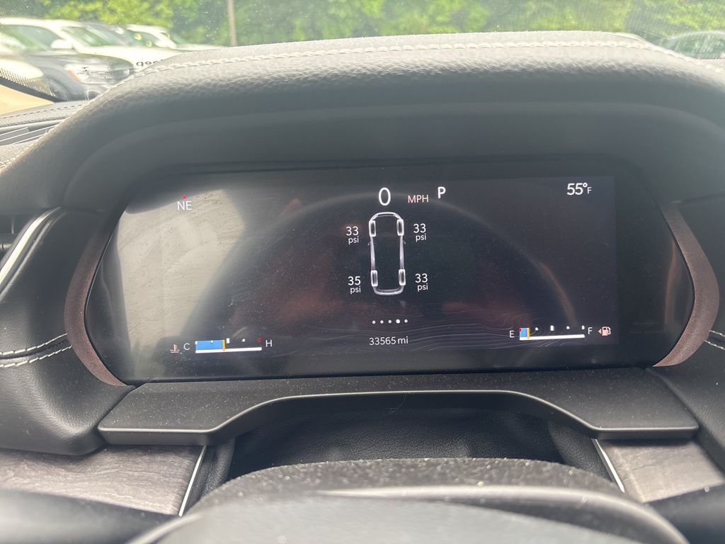 Used 2022 Gray Jeep Limited image 7