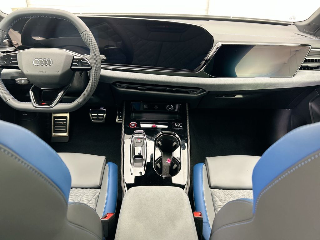 Thumbnail: 2025 Audi S5 - 13