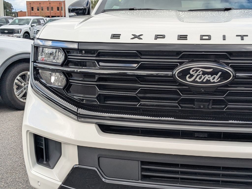 2025 Ford Expedition Platinum MAX