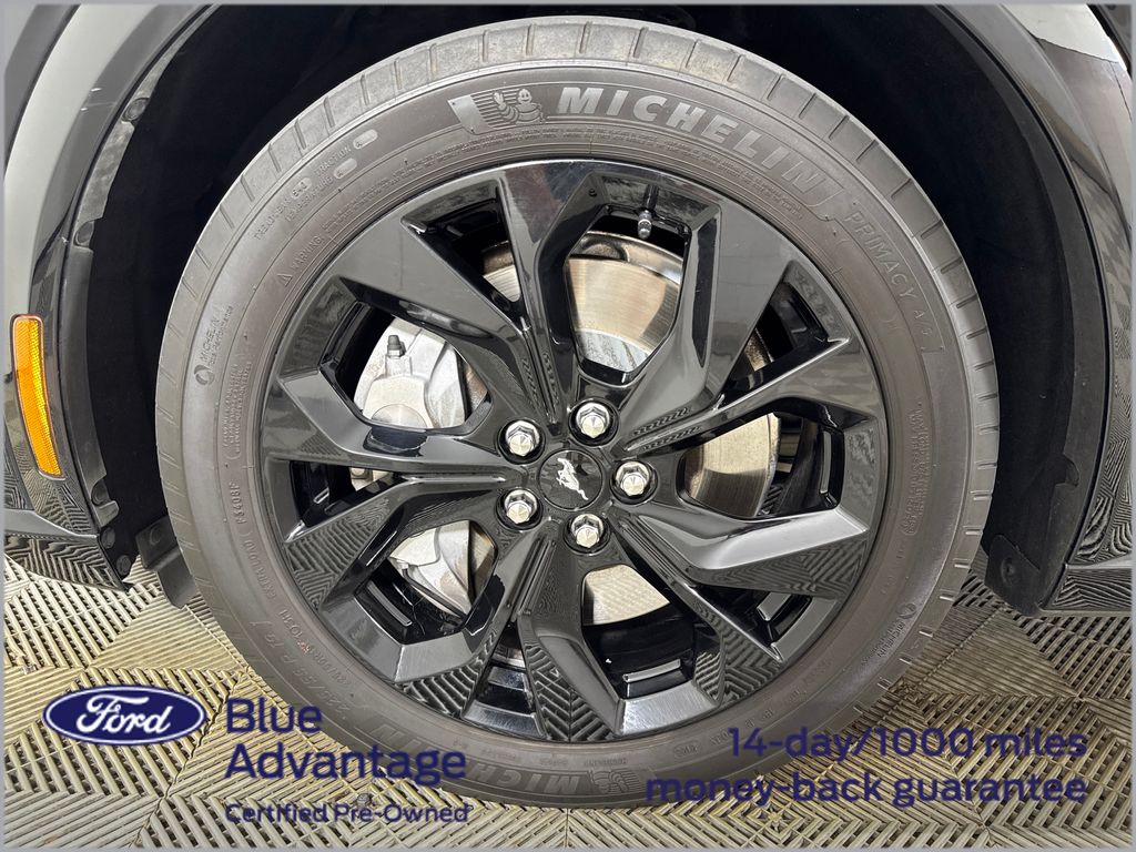 Certified Used 2023 Black Ford Premium image 14