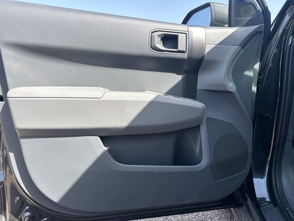 New 2027  Kia  image 6