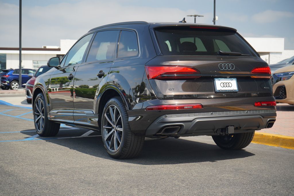 Thumbnail: 2025 Audi Q7 - 3