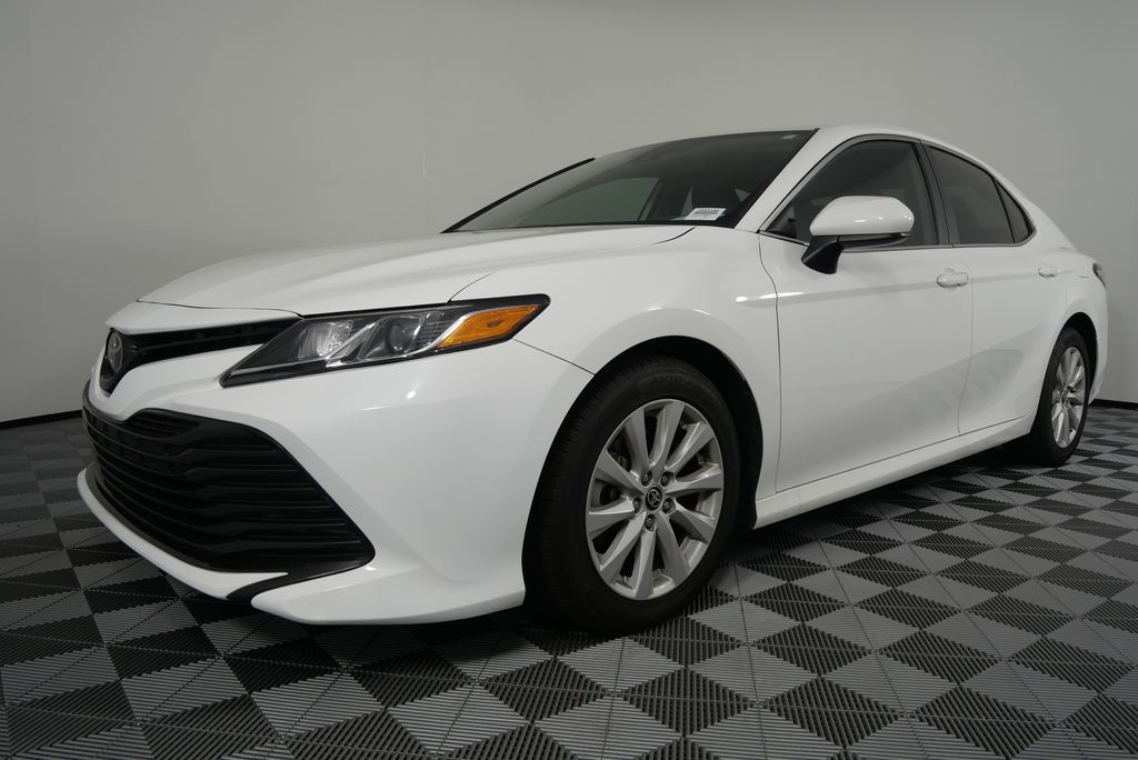 2020 Toyota Camry LE 9