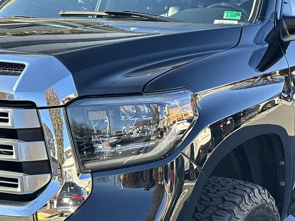 Thumbnail: 2019 Toyota Tundra - 2
