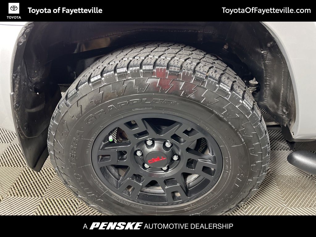 Thumbnail: 2023 Toyota 4Runner - 13