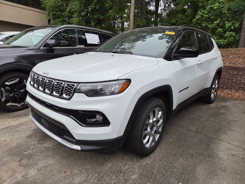 2025 Jeep Compass Limited 4X4's photo