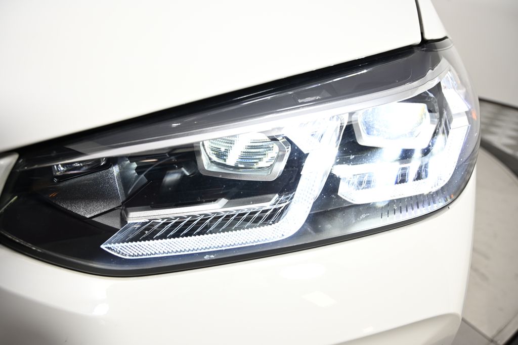 Thumbnail: 2022 BMW X3 - 9