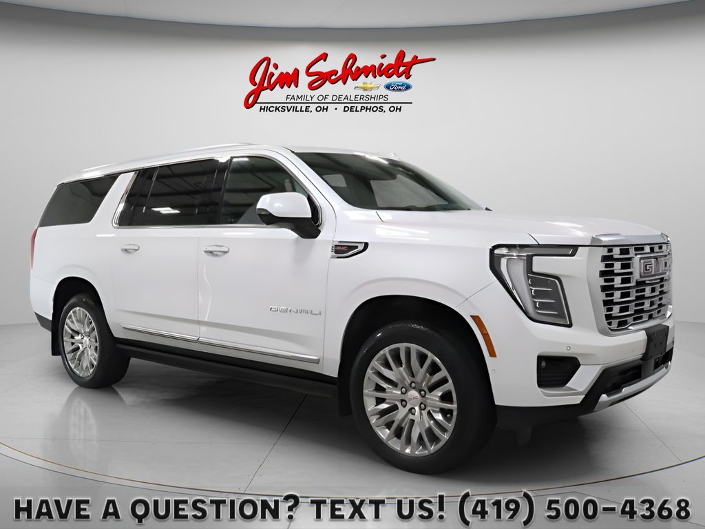 White Frost Tricoat 2025 GMC Yukon XL SUV / Crossover Four-Wheel Drive