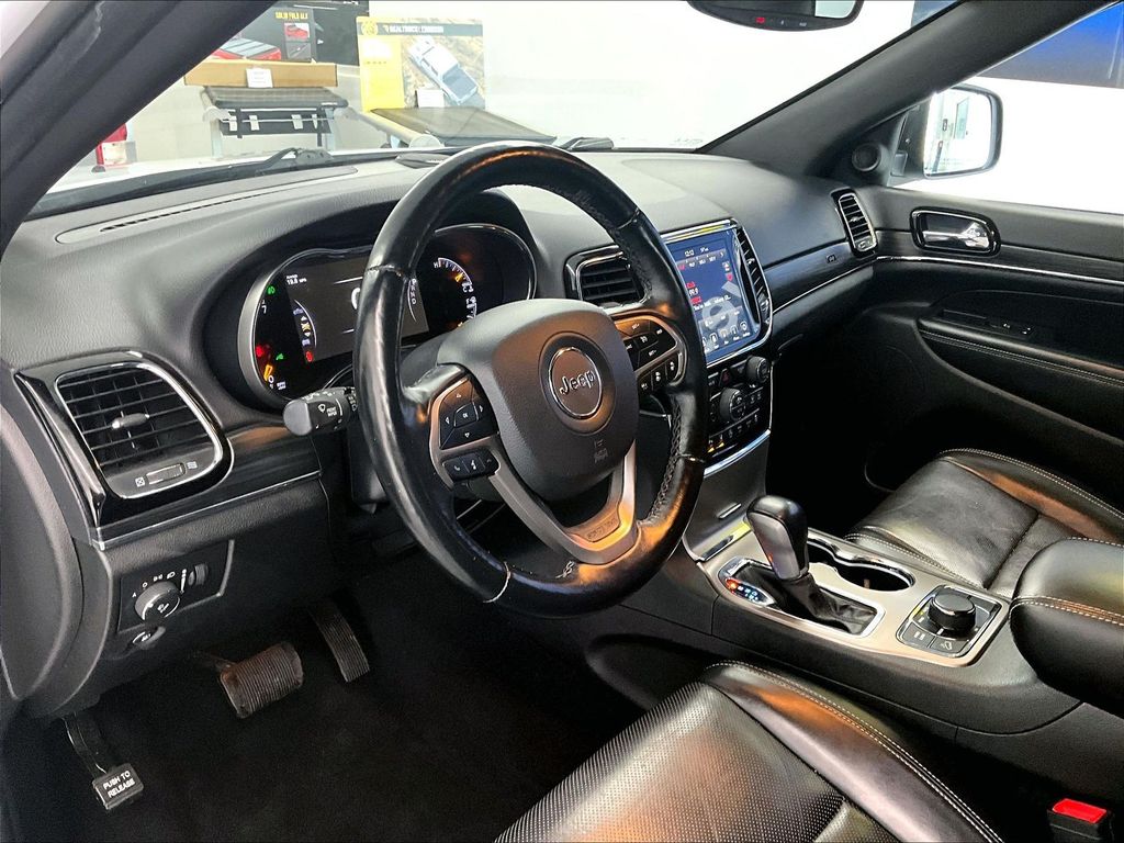 2021 Jeep Grand Cherokee — photo 8