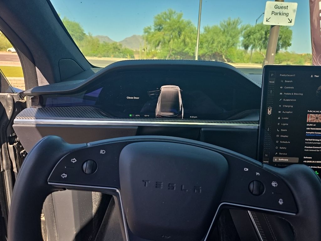 Thumbnail: 2022 Tesla Model X - 4