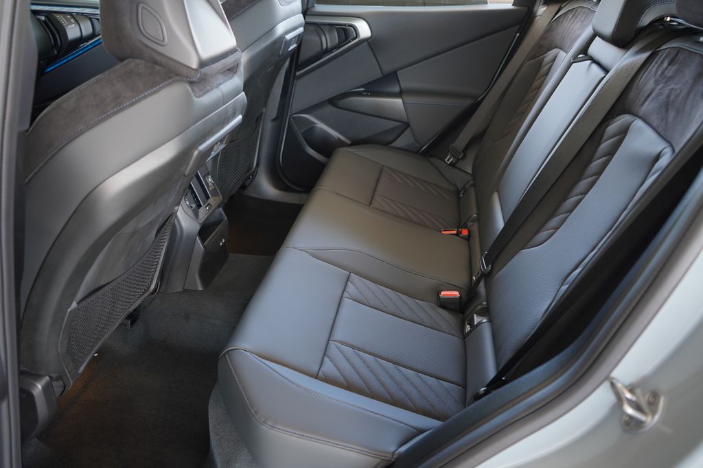 Thumbnail: 2025 BMW X3 - 20