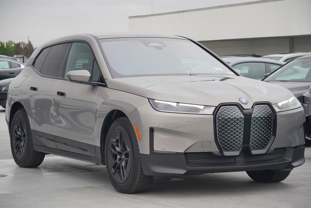 2025 BMW iX xDrive50 3
