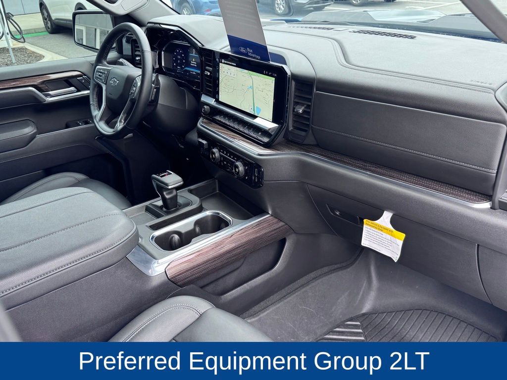 2025 Chevrolet Silverado 1500 LT