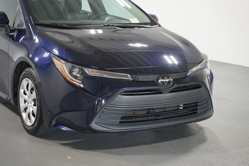 Thumbnail: 2023 Toyota Corolla - 4