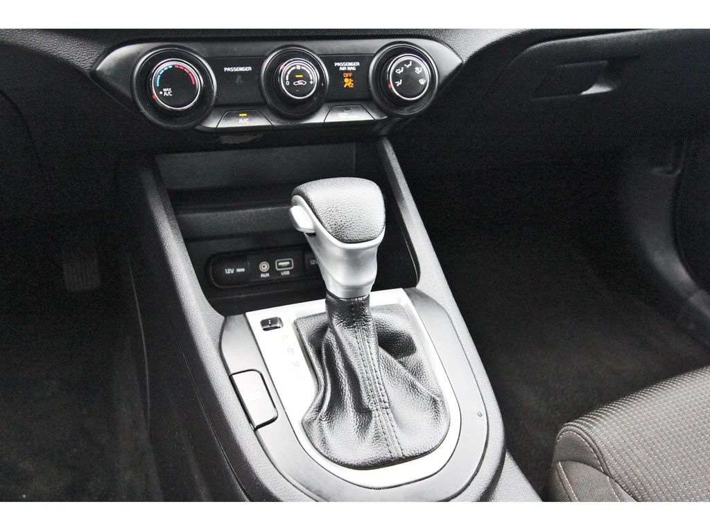 2021 Kia Forte LXS White at Community Toyota