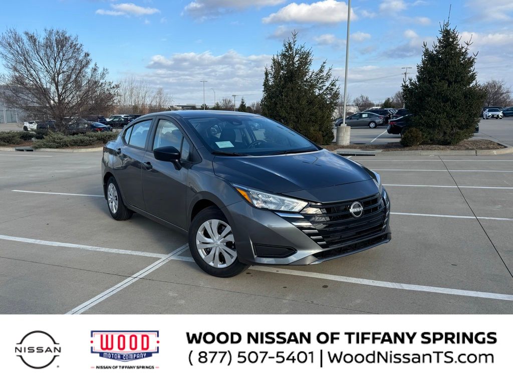 2025 Nissan Versa S FWD