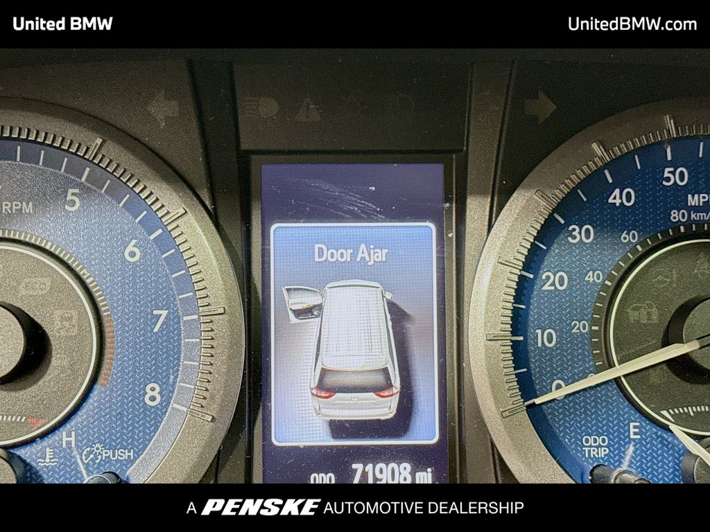 Thumbnail: 2020 Toyota Sienna - 7