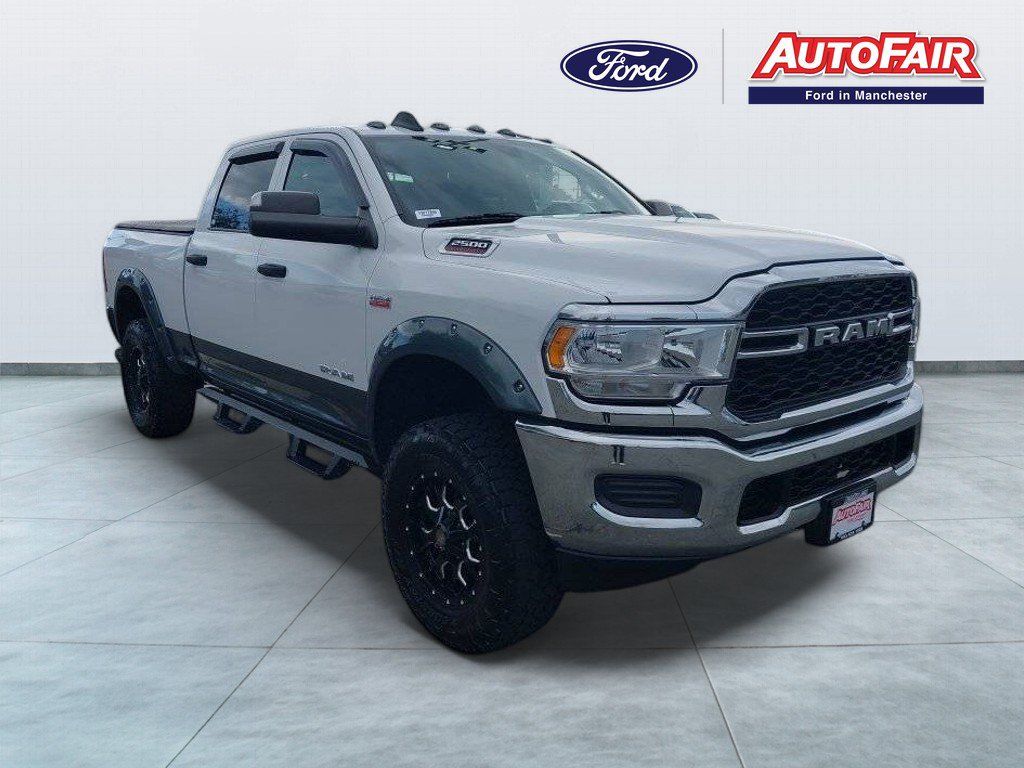 2022 RAM 2500 Tradesman Crew Cab 4WD