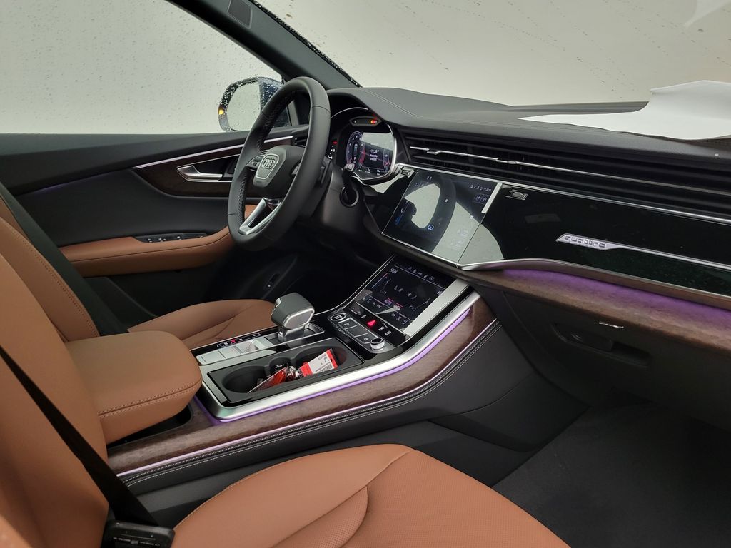 Thumbnail: 2026 Audi Q8 - 17