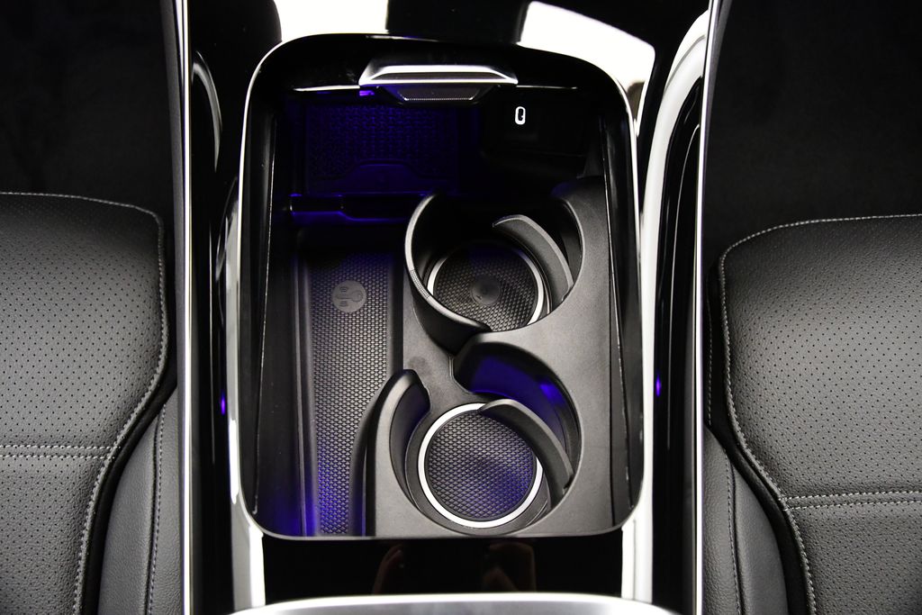 Thumbnail: 2025 Mercedes-Benz GLC - 29