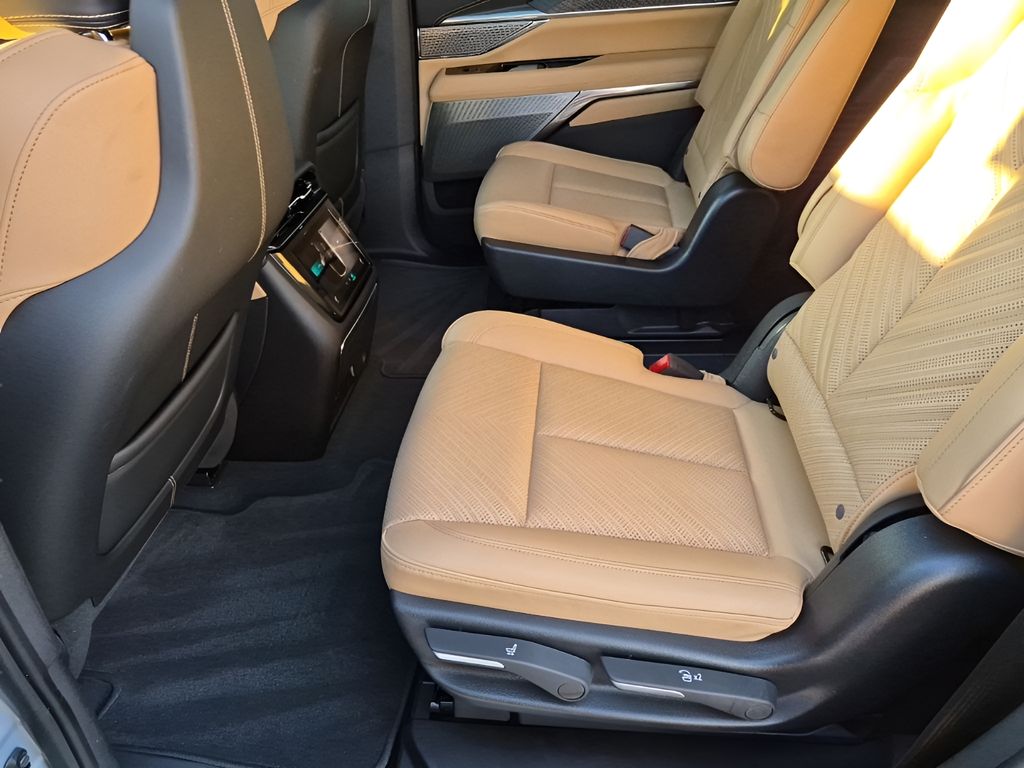 Used Car 2025 Cadillac Escalade Iq  Luxury 2 For Sale Under $120,000 In Austin, Texas