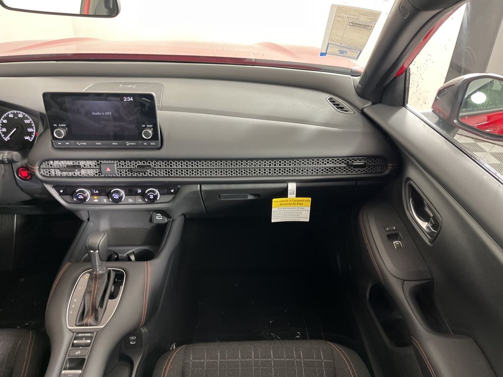 2025 Honda HR-V Sport 18