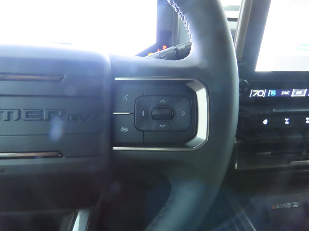 Thumbnail: 2025 GMC Hummer EV - 12