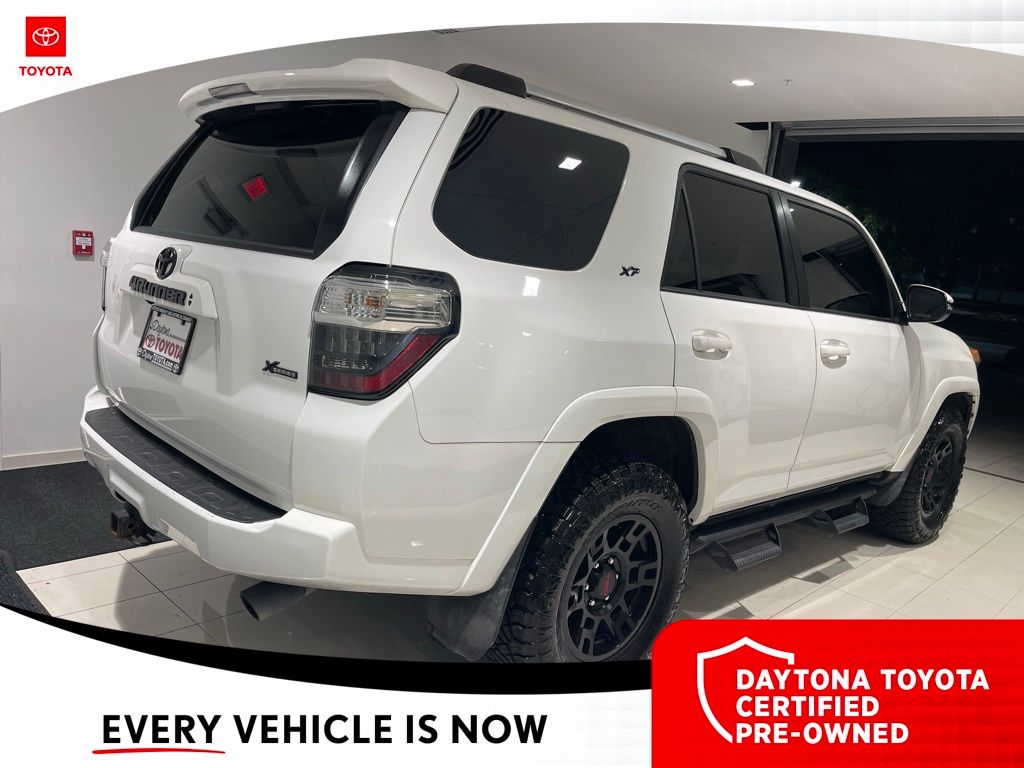 2022 Toyota 4Runner SR5 Premium - Photo 6