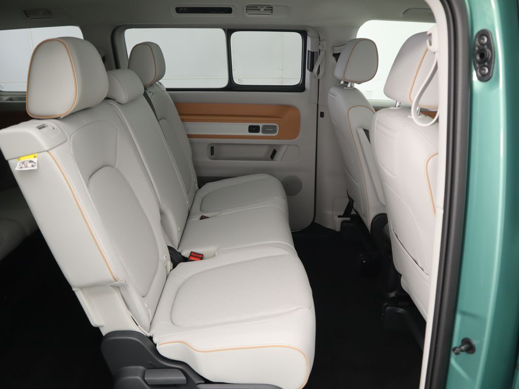 Thumbnail: 2025 Volkswagen ID.Buzz - 23