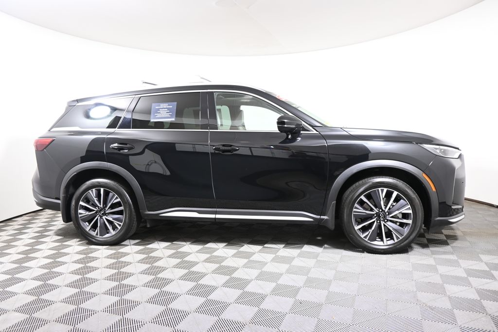 Thumbnail: 2026 INFINITI QX60 - 8