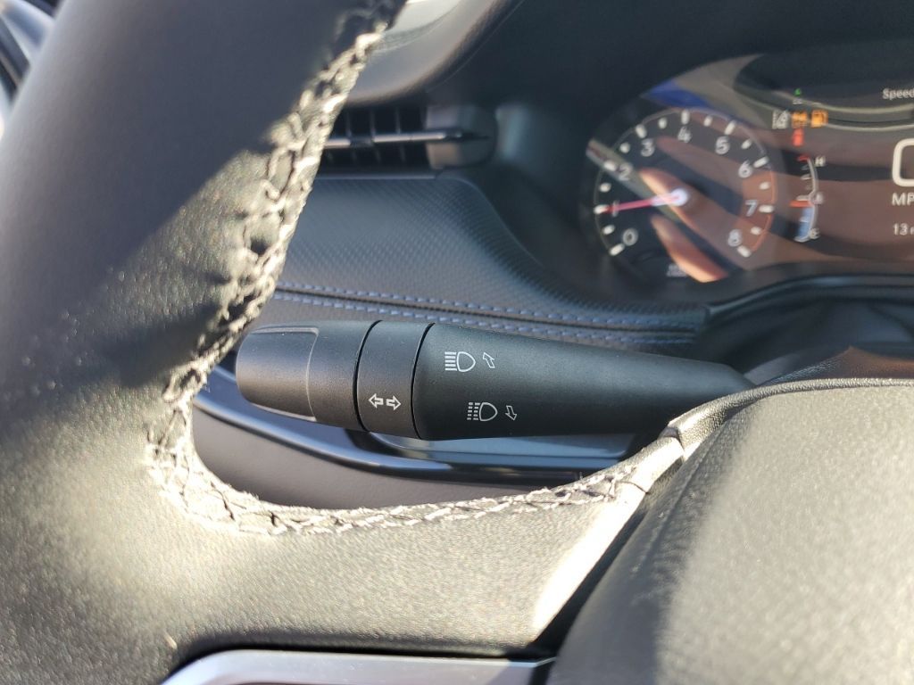 New 2026 Silver Jeep  image 32