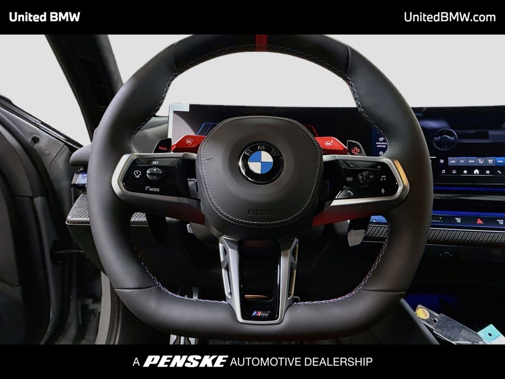 Thumbnail: 2027 BMW M5 - 6