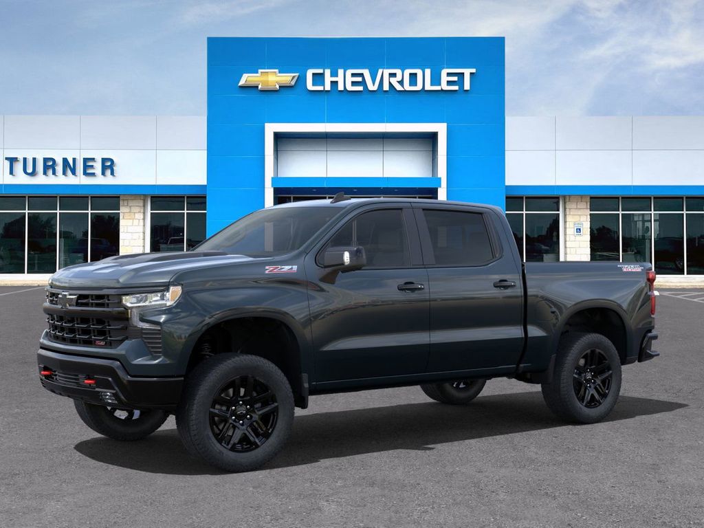 2025 Chevrolet Silverado 1500 LT Trail Boss 2