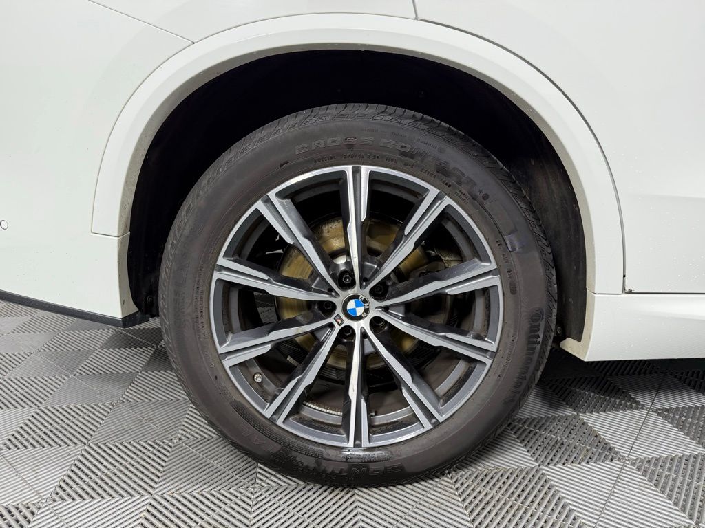 Thumbnail: 2023 BMW X5 - 12