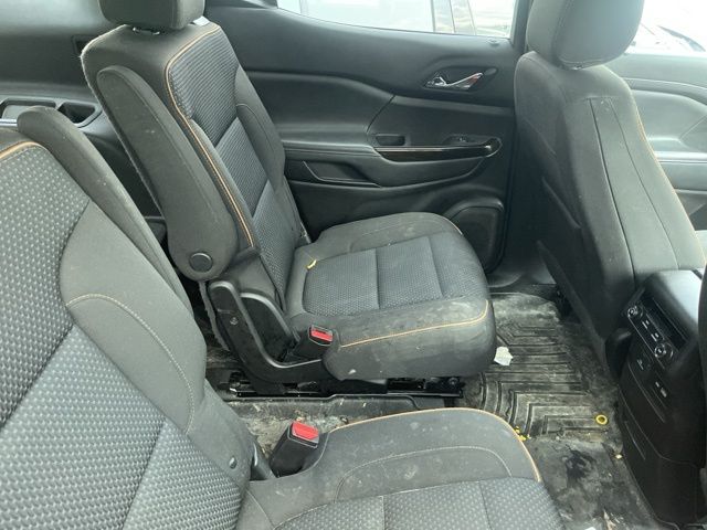 2021 GMC Acadia AT4 7