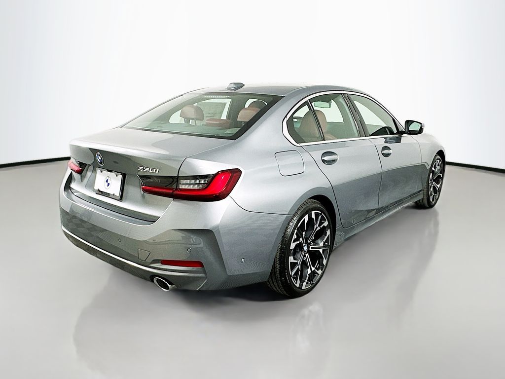 Thumbnail: 2025 BMW 3 Series - 5
