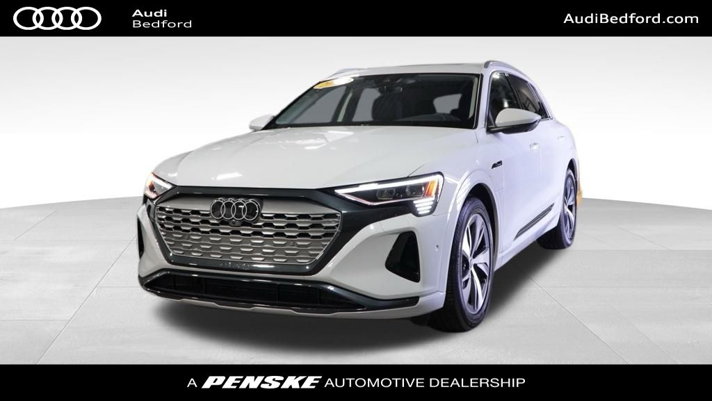 2024 Audi Q8 e-tron Premium Plus -
                Bedford, OH