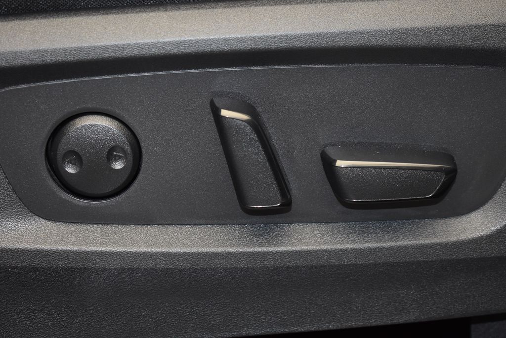 Thumbnail: 2025 Nissan Pathfinder - 27